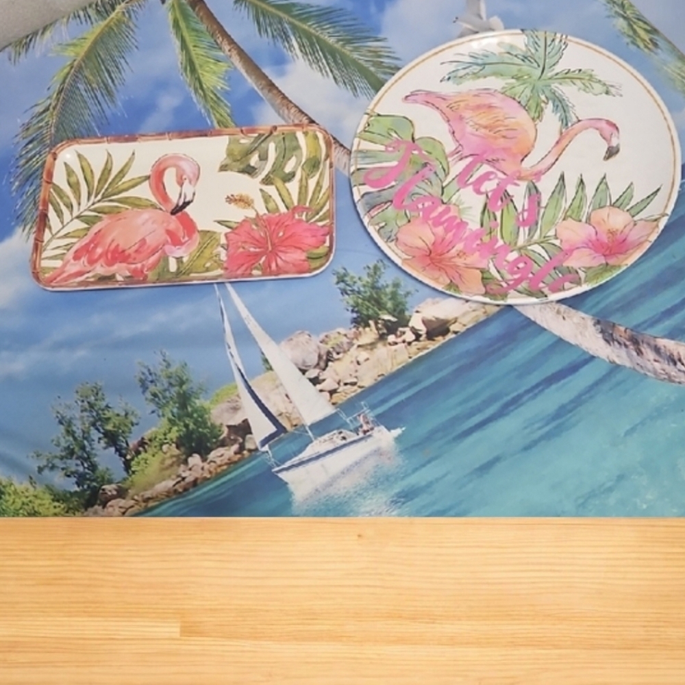 Coastal Home Tray With Flamingos & Plate Nice In Bathroom Purfumes